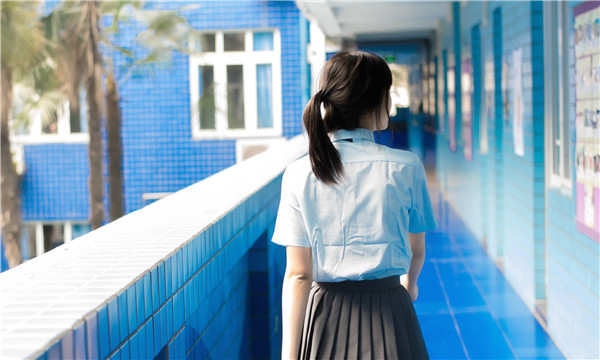 四川如何找到一个可以帮助我生孩子的女人？